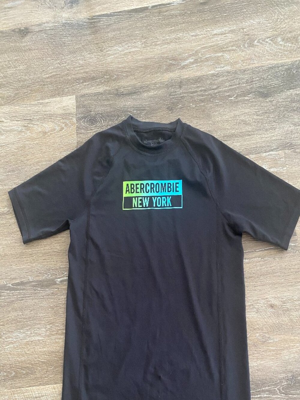 Abercrombie Kids Boys Black Short Sleeve Rash Guard Swim Shirt 9/10